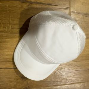 Lululemon white baseball hat